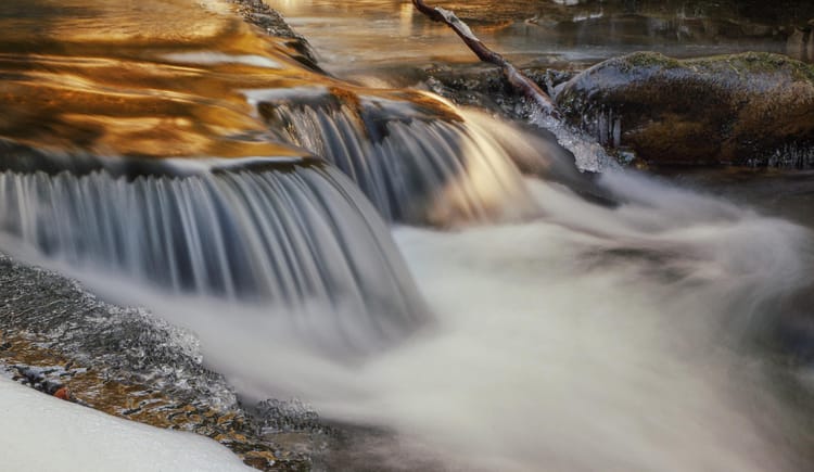 Long Exposure Waterfall Photography: Mastering the Art of Silky Smooth Cascades
